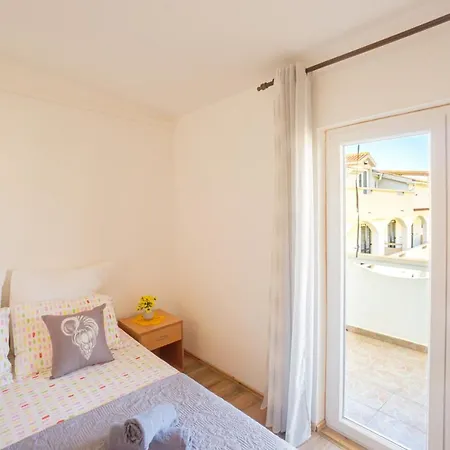 Jasko I Jelica Beautiful View Apartment Metajna Exterior photo