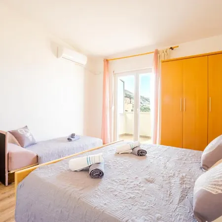 Jasko I Jelica Beautiful View Apartment Metajna Exterior photo