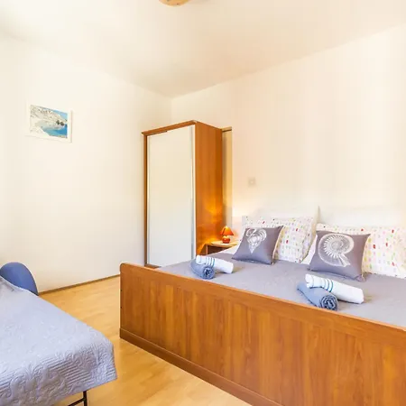 Jasko I Jelica Beautiful View Apartment Metajna Room photo