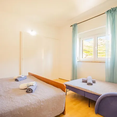 Jasko I Jelica Beautiful View Apartment Metajna Room photo