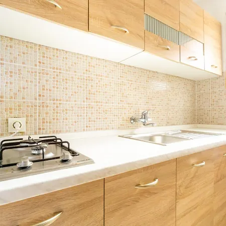 Jasko I Jelica Beautiful View Apartment Metajna Room photo